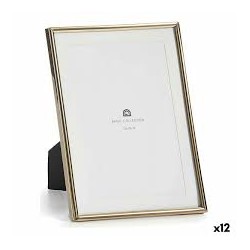 WOMPED Marco de Fotos